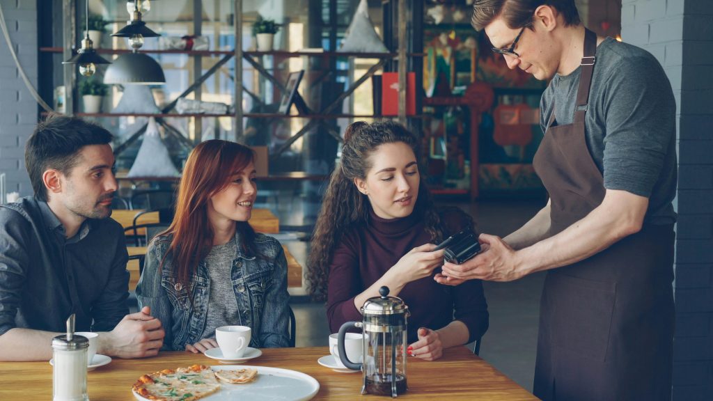 Pagamentos contactless na restauração – REDUNIQ